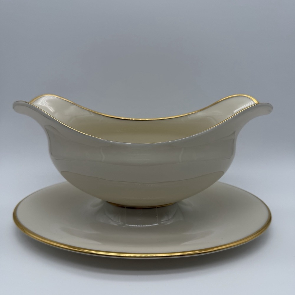 Lenox‎ Gravy Boat Mansfield Pattern Gold Trim Oval with Under-plate 8" Long